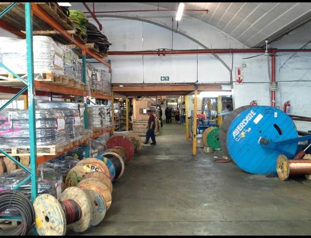 3,492M² FACTORY FOR SALE IN NDABENI